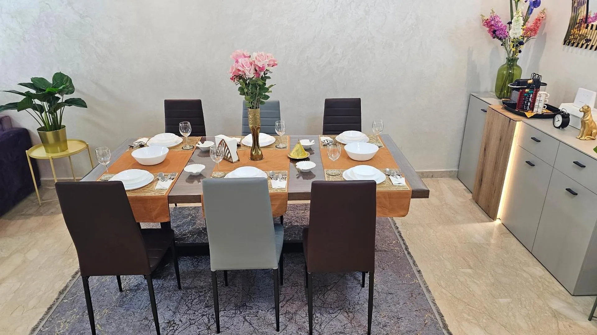 Modern 2Br, 2Ba Apartment With Sunny Balcony & Walk-In Closet, Premium Stay In Maarif